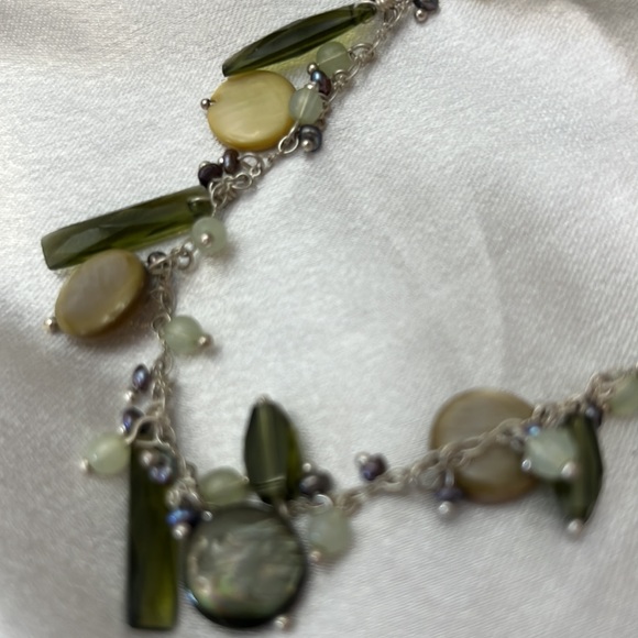 Lia sophia Mother of Pearl Necklace - Picture 4 of 9